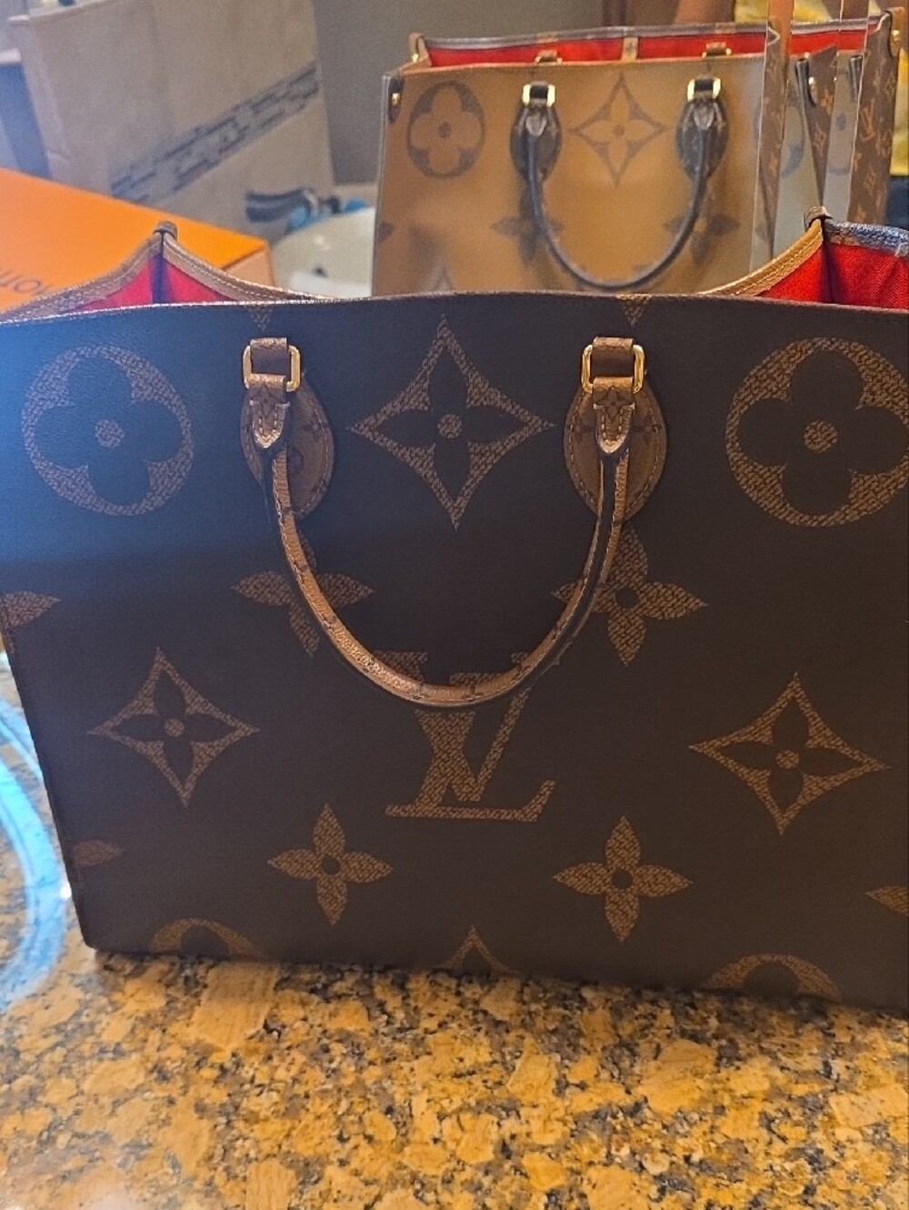 Louis Vuitton Large Monogram Canvas Tote Shoulder Bag in Brown and Tan. - Picture 6 of 16